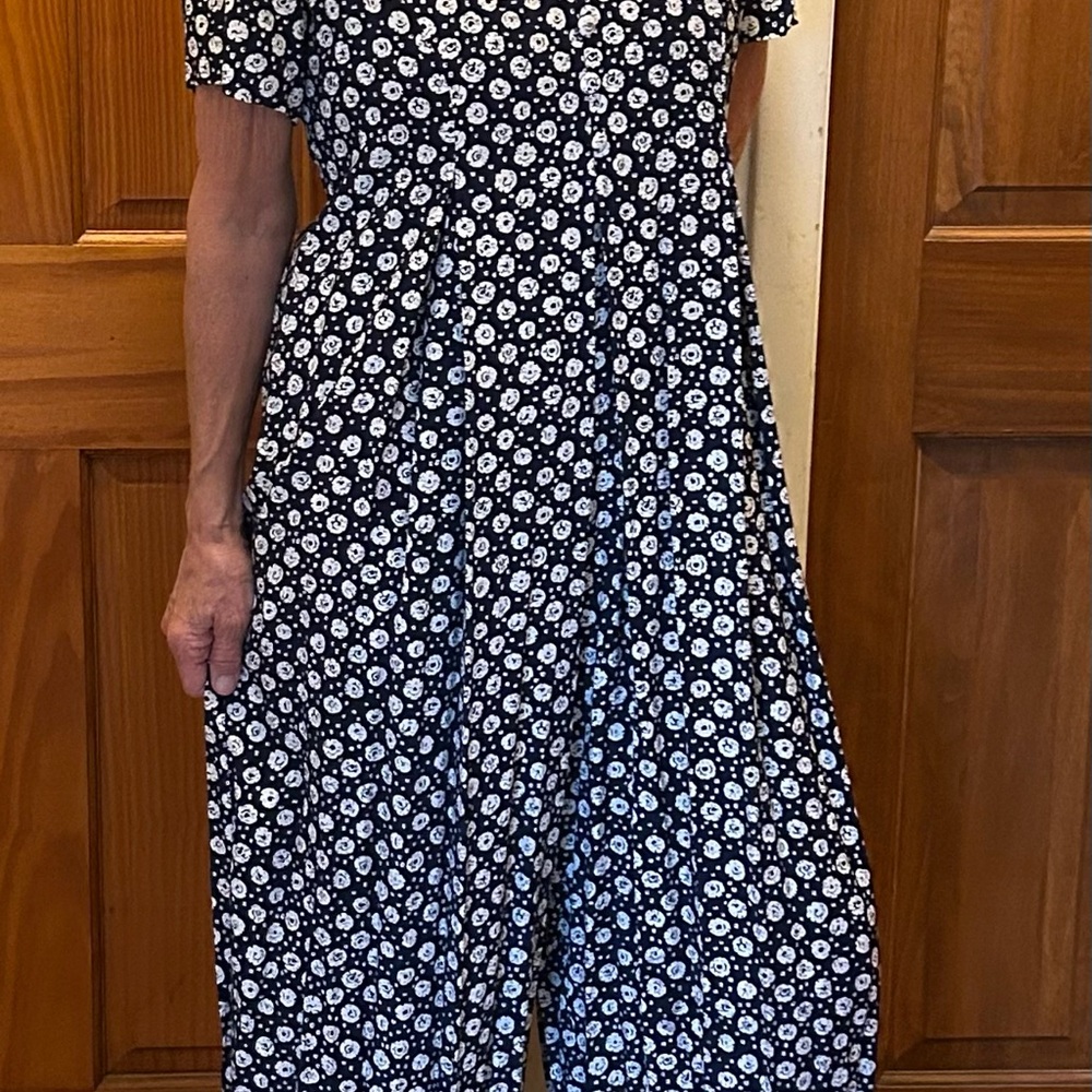 Donna Ricco Black and White Floral Jumpsuit
